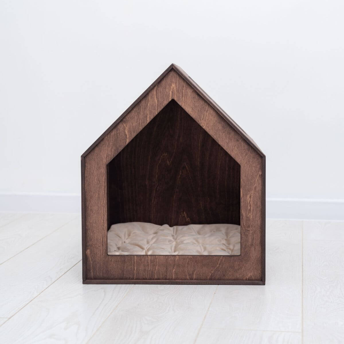 Small Indoor Dog House! My dog has better home decor than me now 😭 !